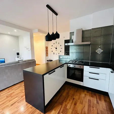 Апартаменти La Casa Di Nesy Санремо