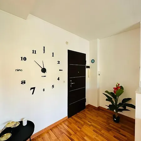 La Casa Di Nesy Apartment *